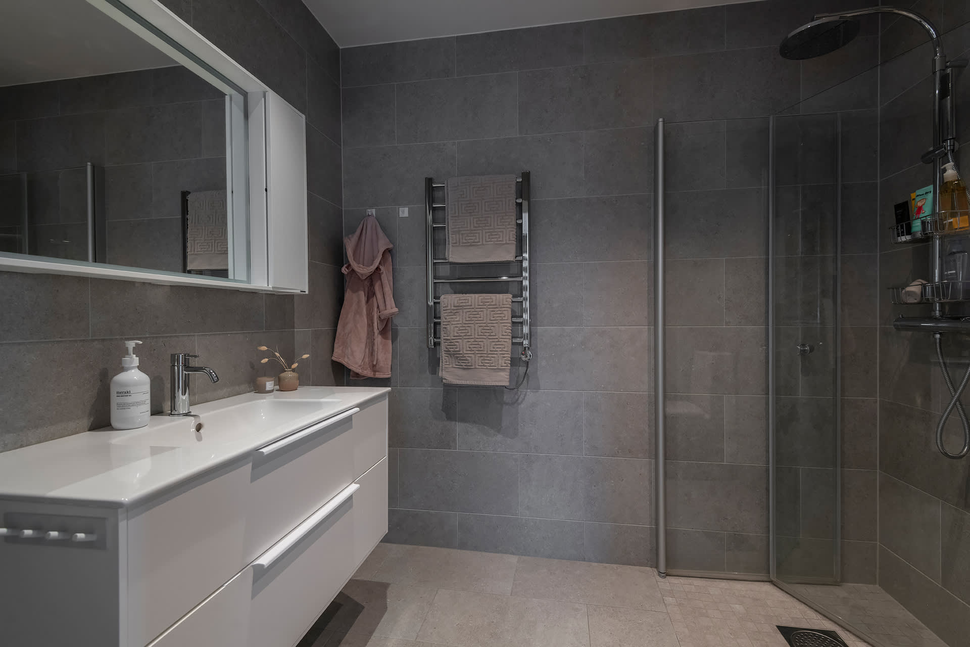 2. Renoverat badrum i lagenhet